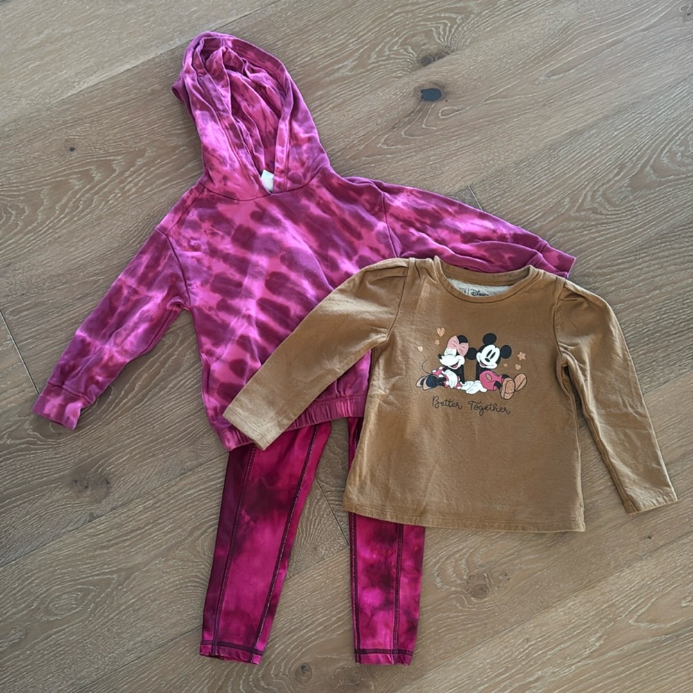 3 piece GAP set - size 4